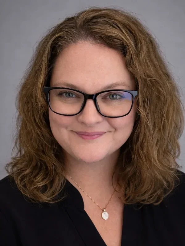 Lindsey Noel Director of Sales